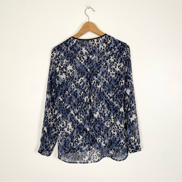 CABI Fatale Black Blue Sheer Animal Print Long Sleeve Shirt Style 977 Size Small - Picture 3 of 9
